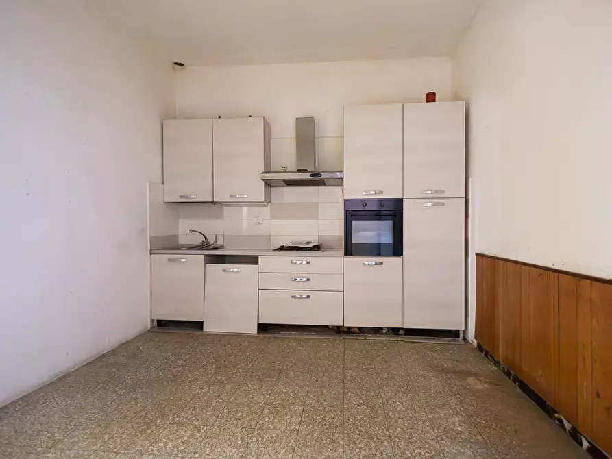 Immagine 8 di Casa bifamiliare in vendita  a Bientina