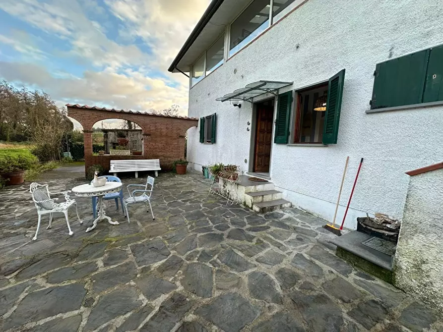 Immagine 13 di Appartamento in vendita  a Massa