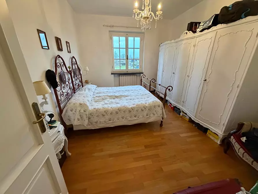 Immagine 9 di Appartamento in vendita  a Massa