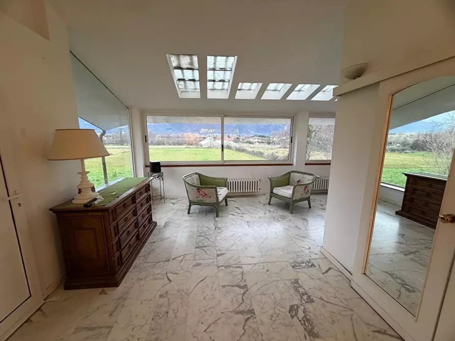 Immagine 5 di Appartamento in vendita  a Massa