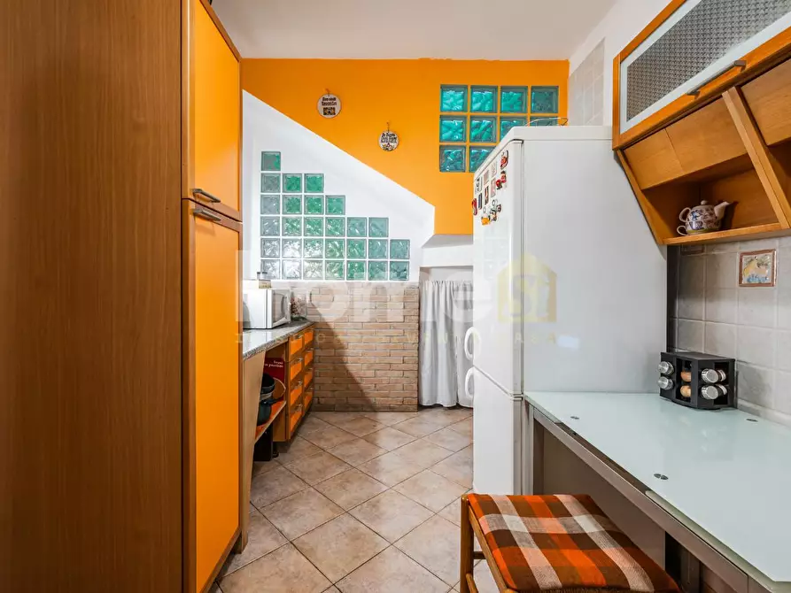 Immagine 9 di Porzione di casa in vendita  a Cadelbosco Di Sopra