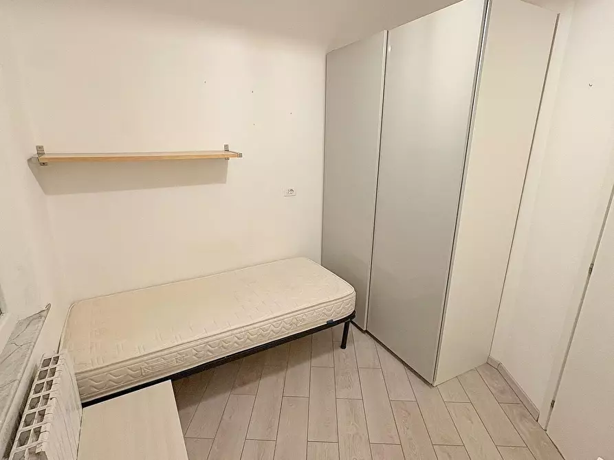 Immagine 23 di Appartamento in vendita  a Pisa