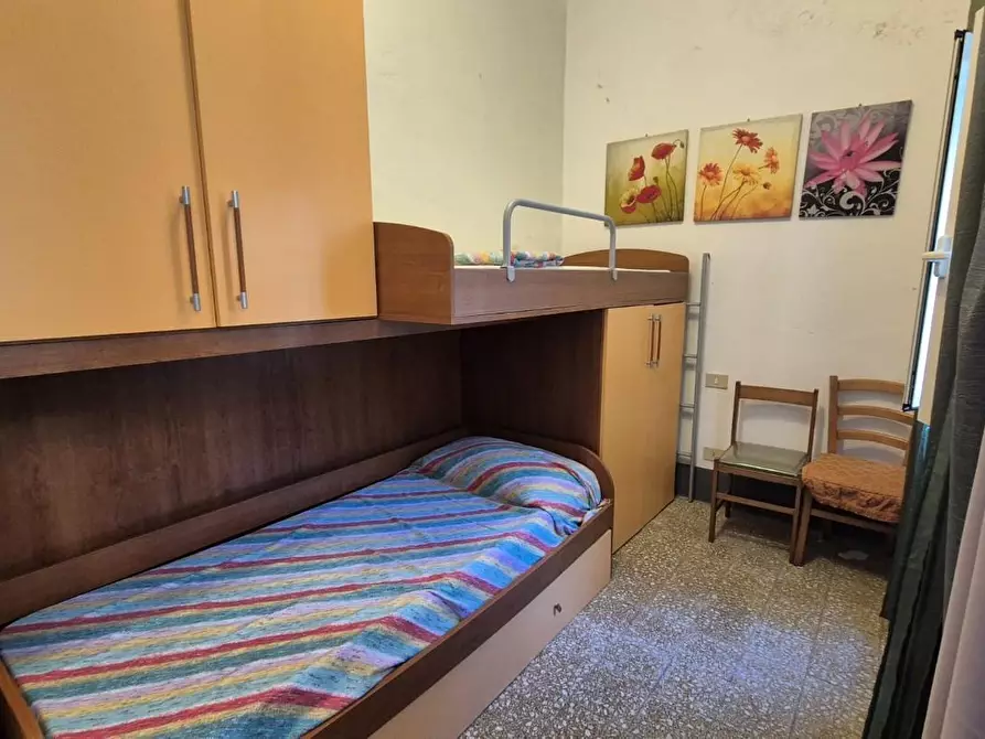Immagine 37 di Appartamento in vendita  a Viareggio
