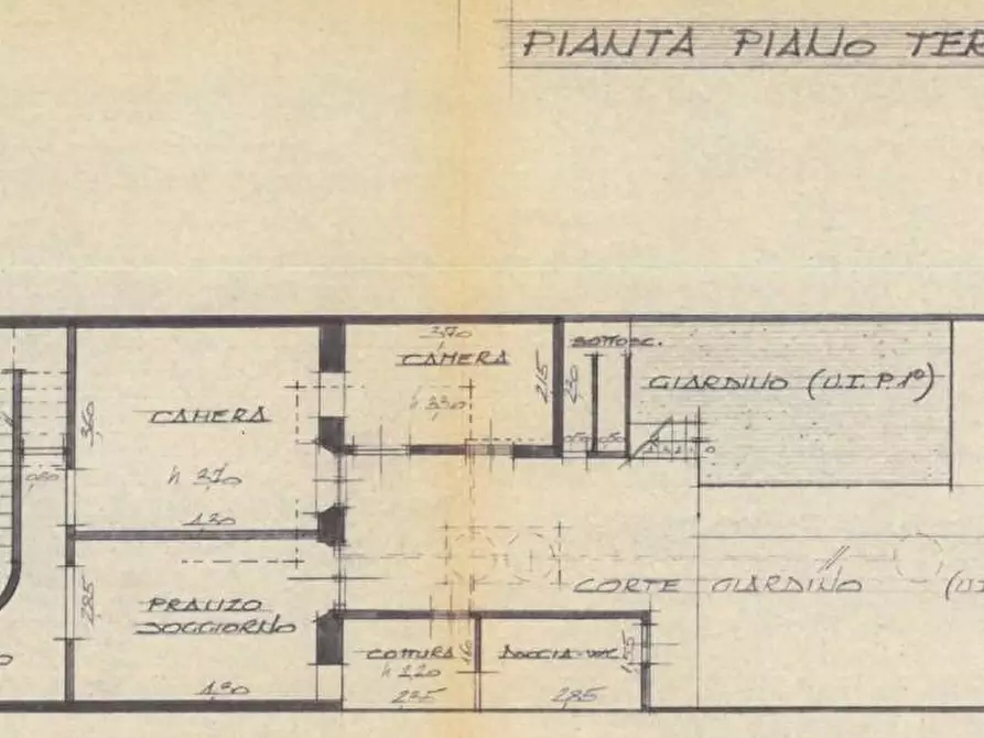 Immagine 19 di Appartamento in vendita  a Viareggio