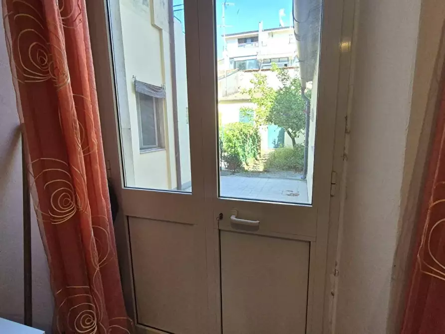 Immagine 18 di Appartamento in vendita  a Viareggio