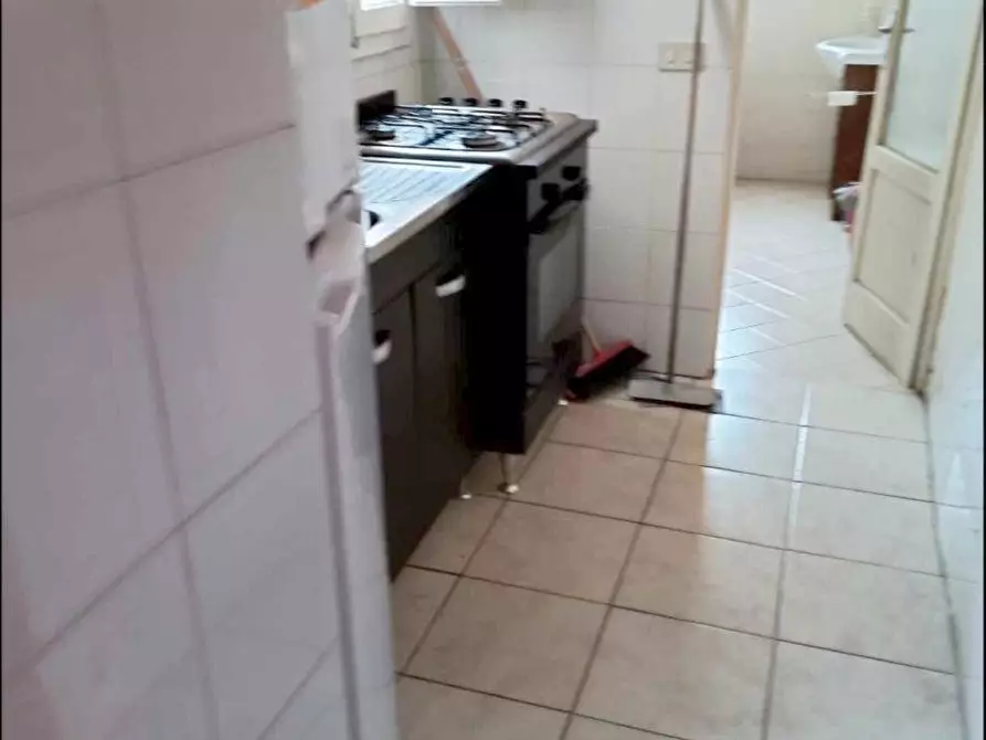 Immagine 4 di Appartamento in vendita  a Viareggio