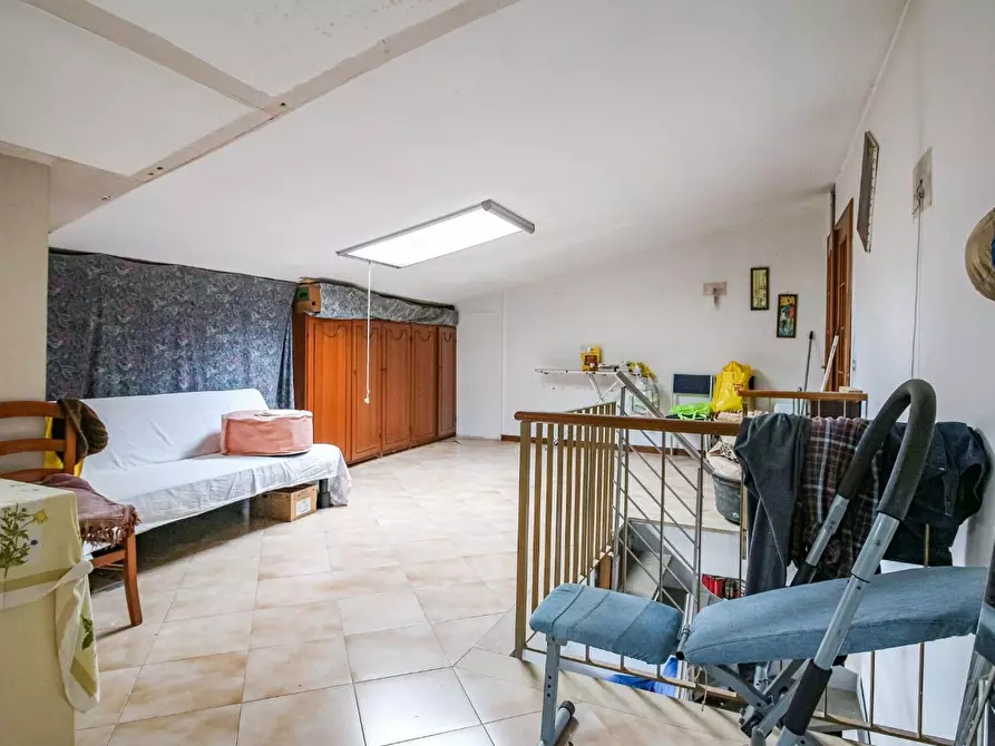 Immagine 30 di Appartamento in vendita  a Pisa