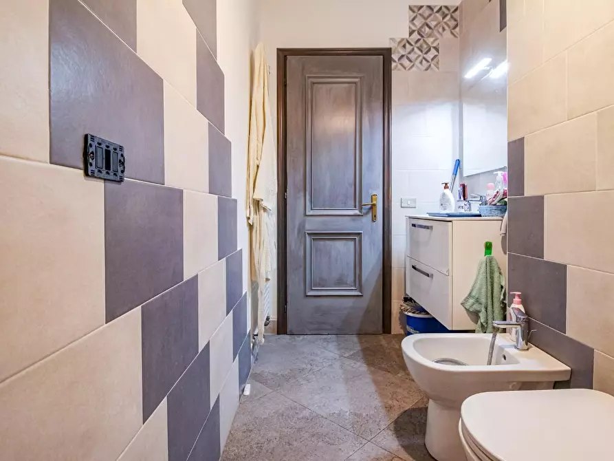 Immagine 28 di Appartamento in vendita  a Pisa