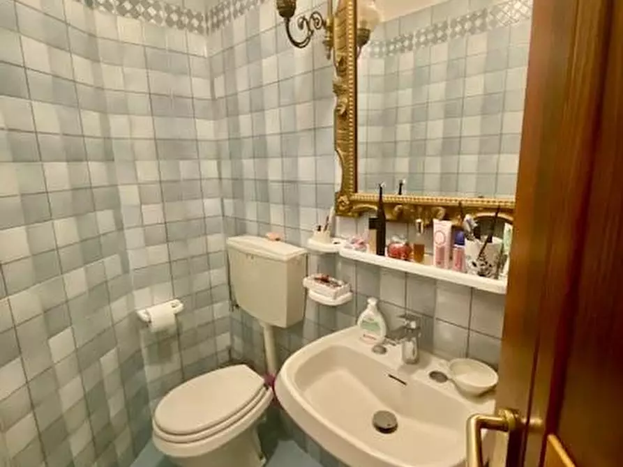 Immagine 25 di Villetta a schiera in vendita  a Montecatini Terme