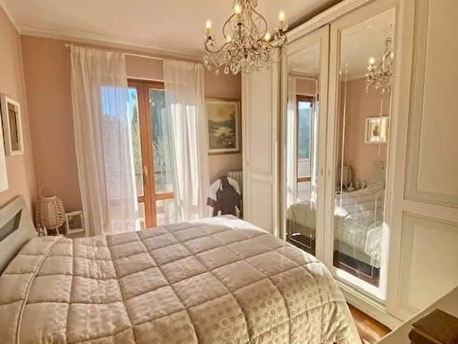 Immagine 36 di Villetta a schiera in vendita  a Montecatini Terme