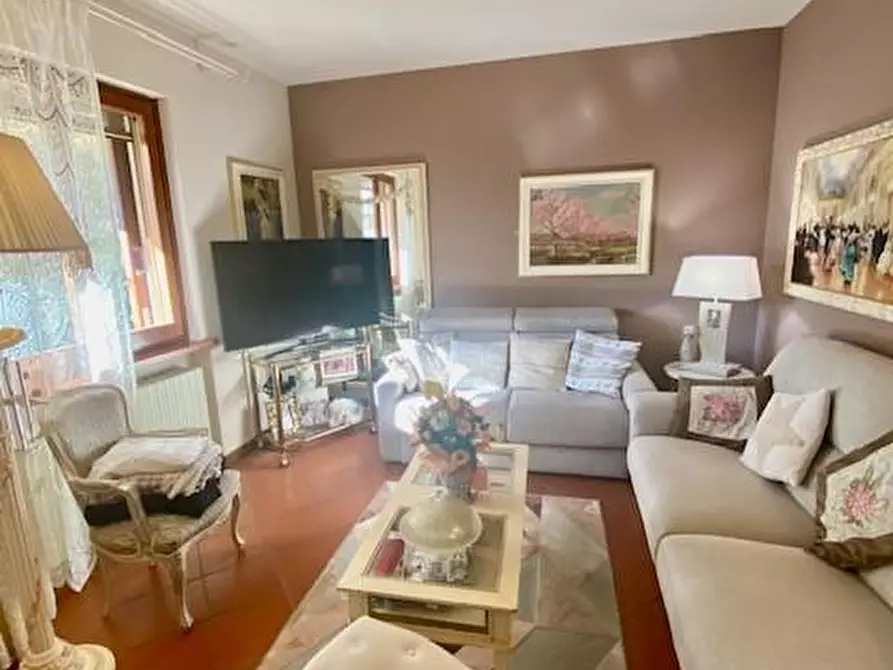 Immagine 10 di Villetta a schiera in vendita  a Montecatini Terme