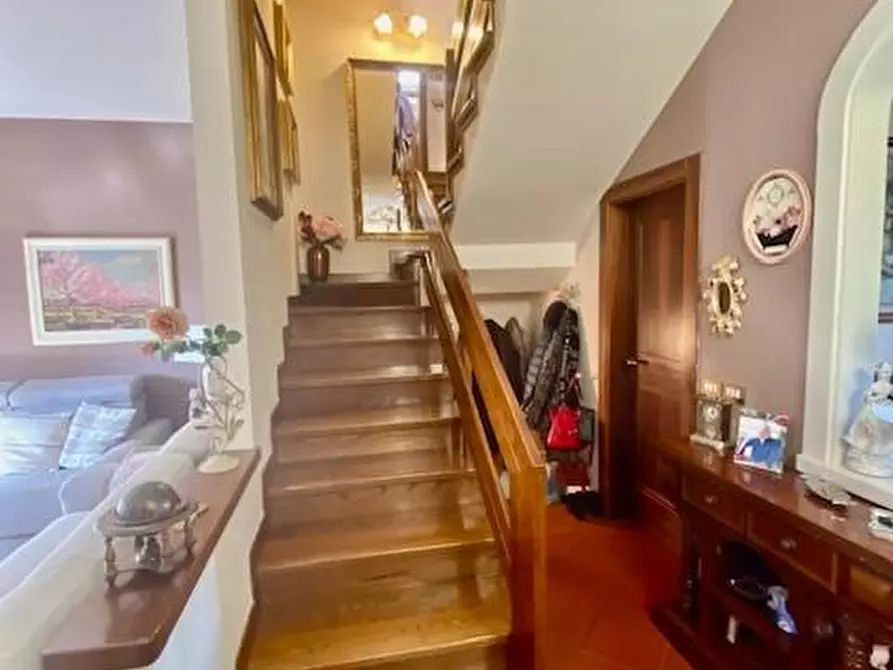 Immagine 34 di Villetta a schiera in vendita  a Montecatini Terme