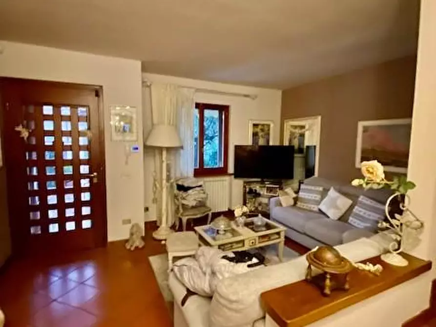 Immagine 6 di Villetta a schiera in vendita  a Montecatini Terme