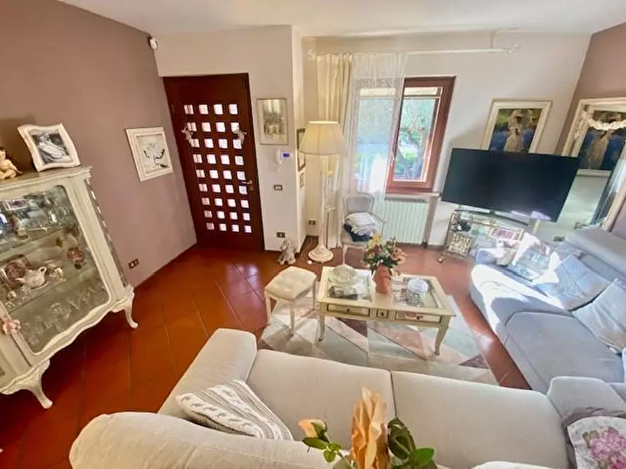 Immagine 12 di Villetta a schiera in vendita  a Montecatini Terme