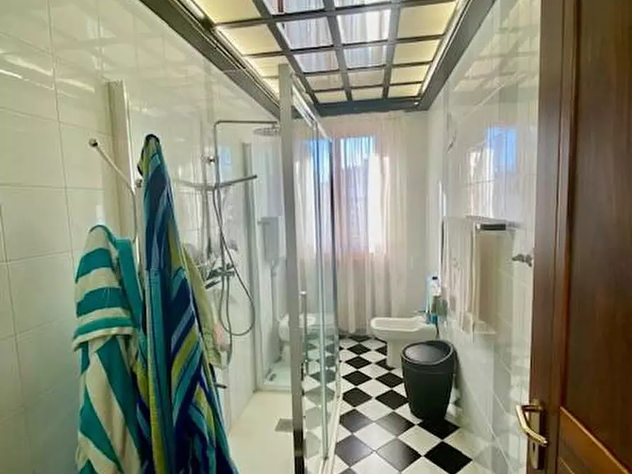 Immagine 40 di Villetta a schiera in vendita  a Montecatini Terme