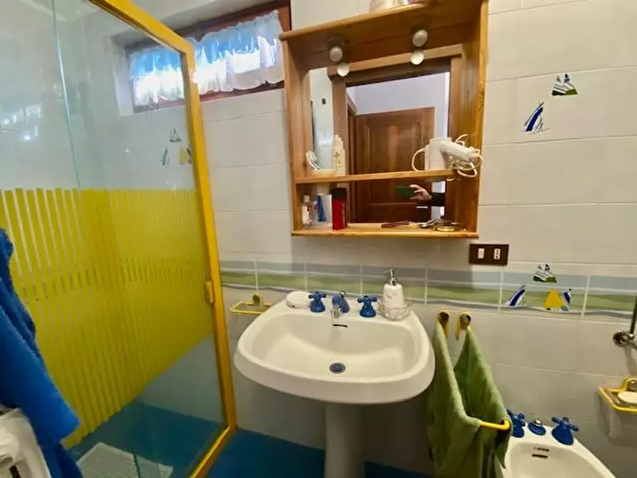 Immagine 43 di Villetta a schiera in vendita  a Montecatini Terme