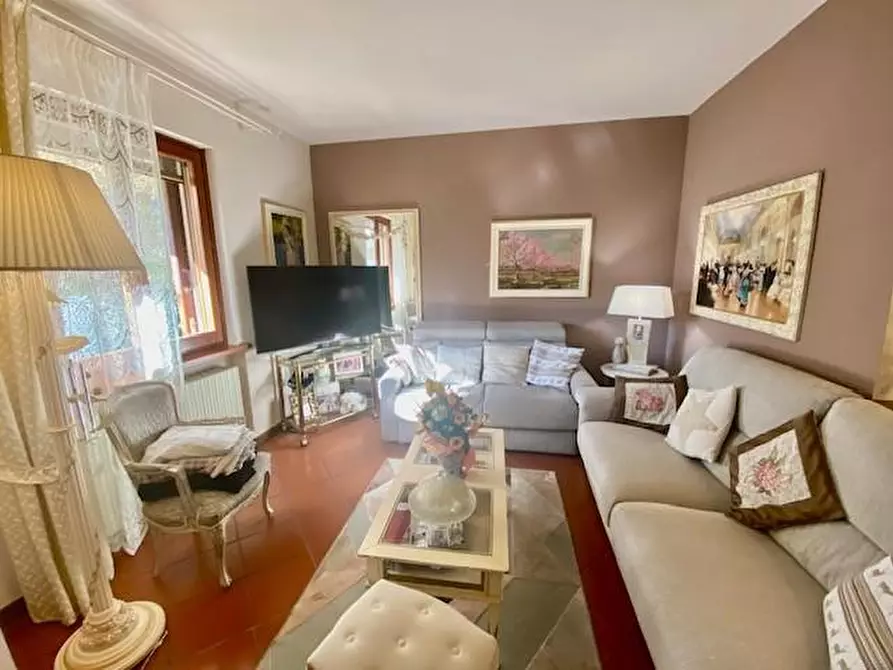 Immagine 9 di Villetta a schiera in vendita  a Montecatini Terme