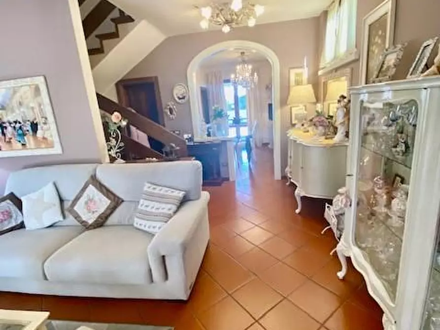 Immagine 14 di Villetta a schiera in vendita  a Montecatini Terme