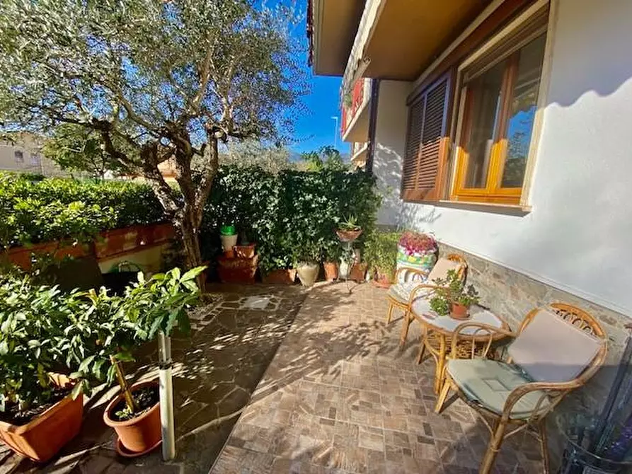 Immagine 8 di Villetta a schiera in vendita  a Montecatini Terme