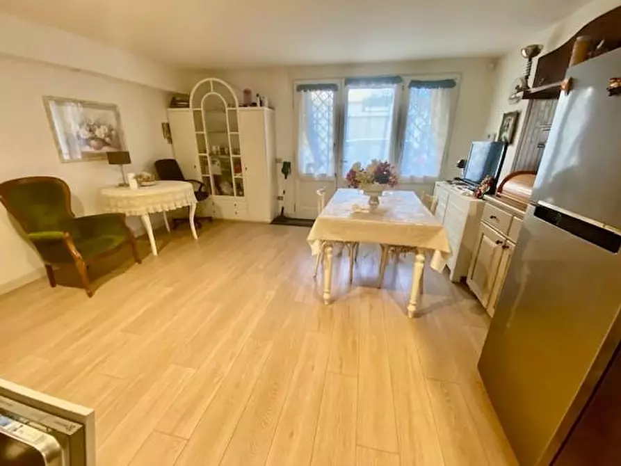 Immagine 28 di Villetta a schiera in vendita  a Montecatini Terme