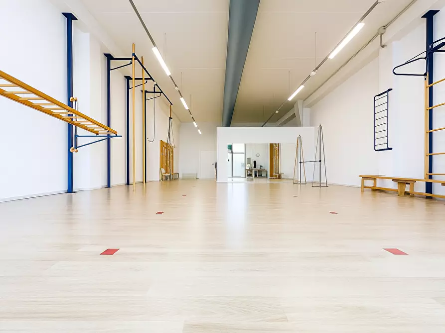 Immagine 5 di Locale commerciale in affitto  a Pontedera