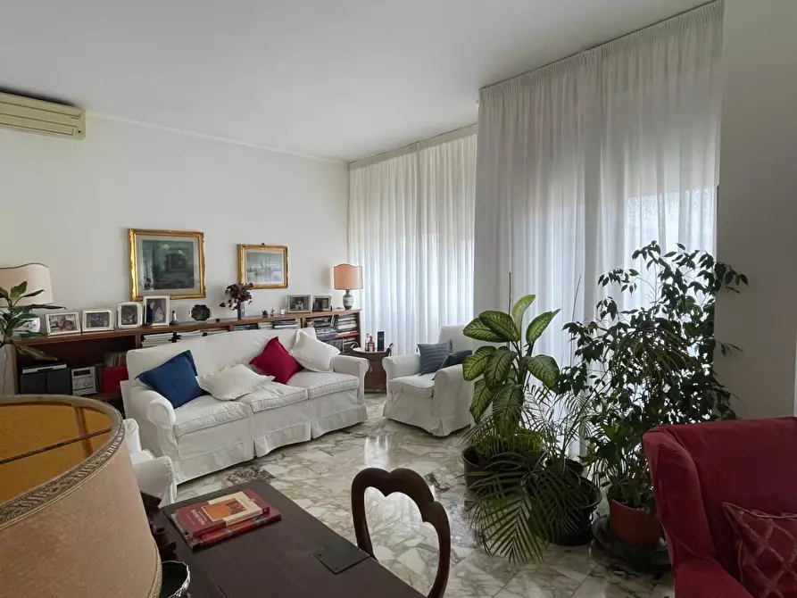 Immagine 7 di Appartamento in vendita  a Livorno