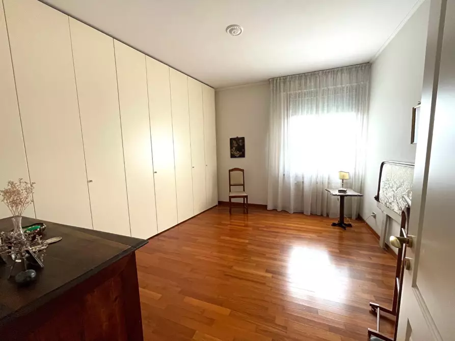 Immagine 20 di Appartamento in vendita  a Livorno