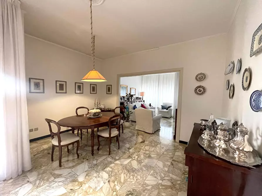 Immagine 34 di Appartamento in vendita  a Livorno