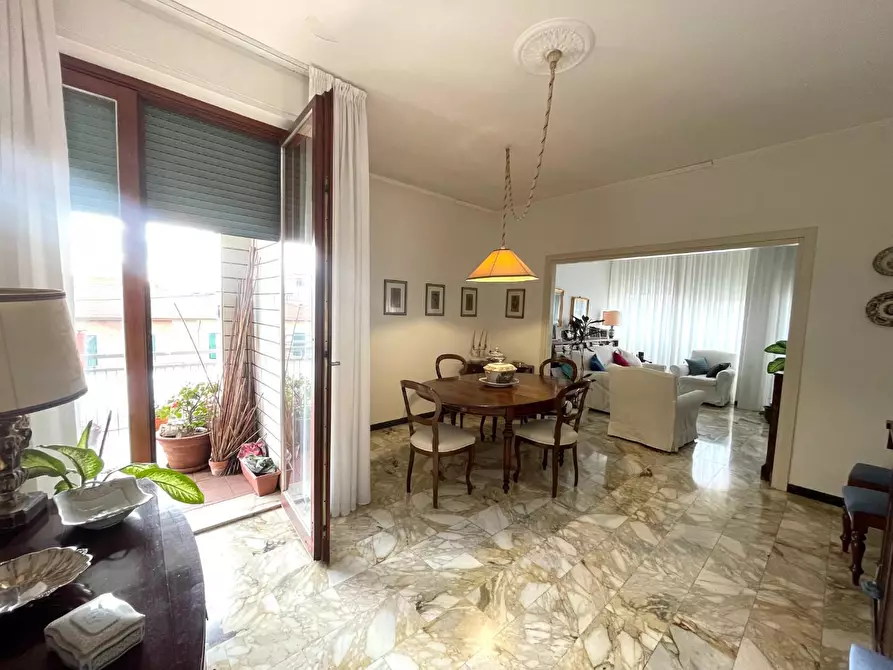 Immagine 35 di Appartamento in vendita  a Livorno