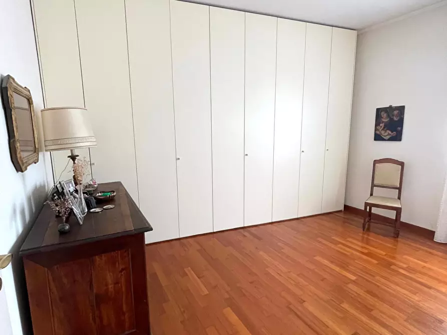 Immagine 22 di Appartamento in vendita  a Livorno