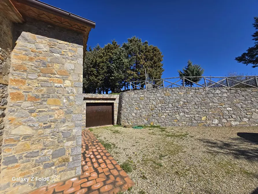 Immagine 26 di Casa indipendente in vendita  a Gaiole In Chianti