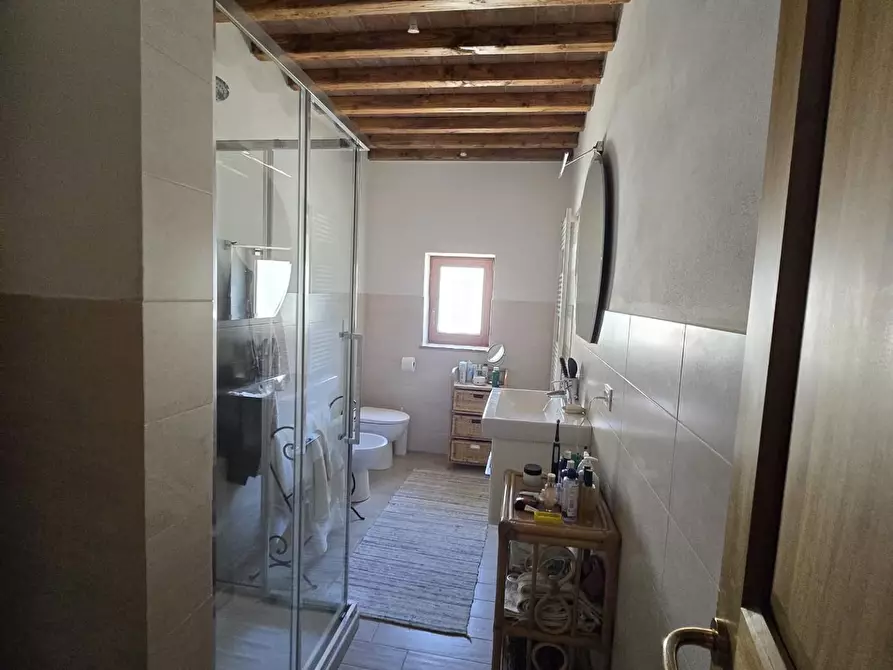 Immagine 13 di Casa indipendente in vendita  a Gaiole In Chianti