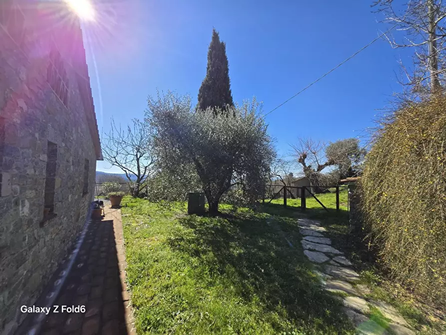 Immagine 37 di Casa indipendente in vendita  a Gaiole In Chianti