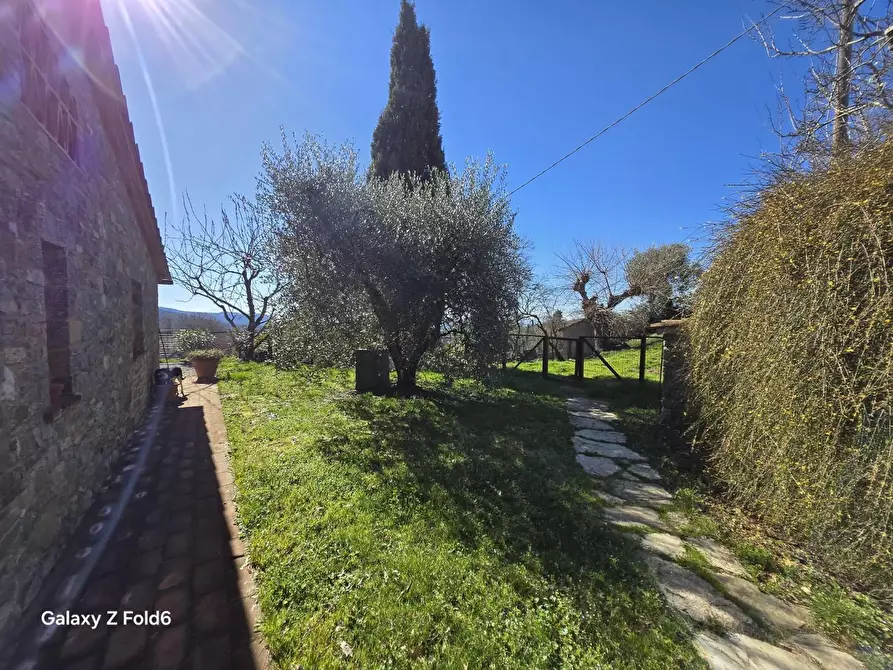 Immagine 31 di Casa indipendente in vendita  a Gaiole In Chianti