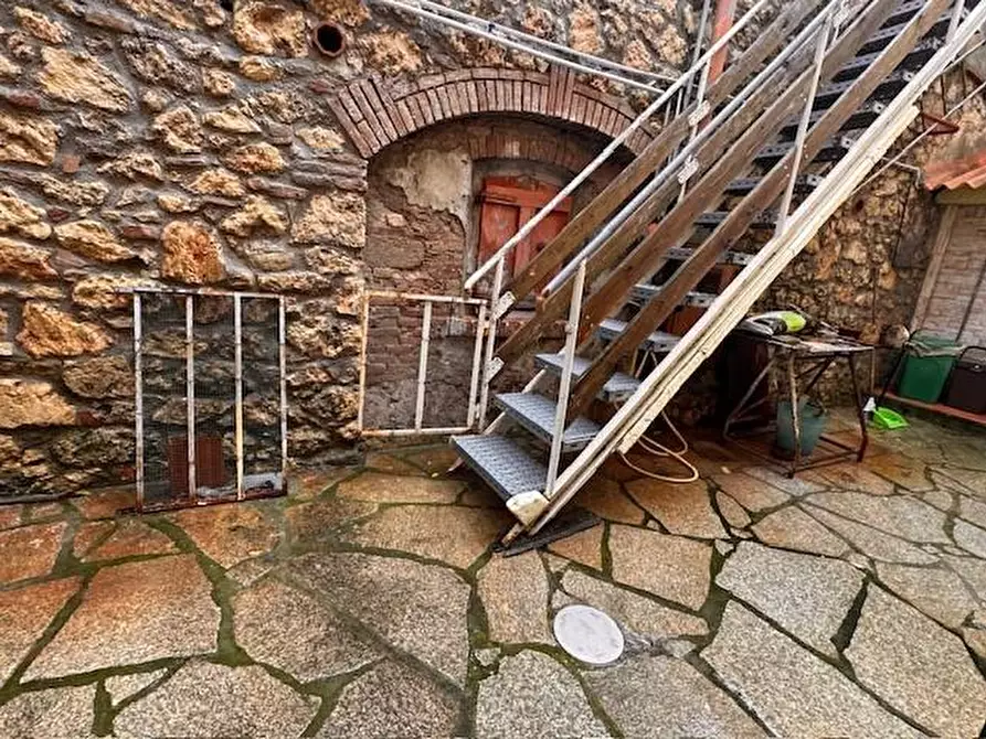 Immagine 9 di Villetta a schiera in vendita  a Rosignano Marittimo