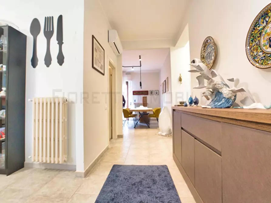 Immagine 2 di Appartamento in vendita  a Piombino