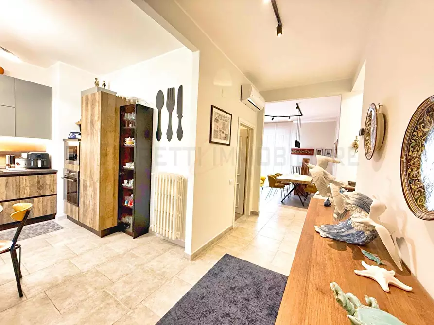 Immagine 3 di Appartamento in vendita  a Piombino