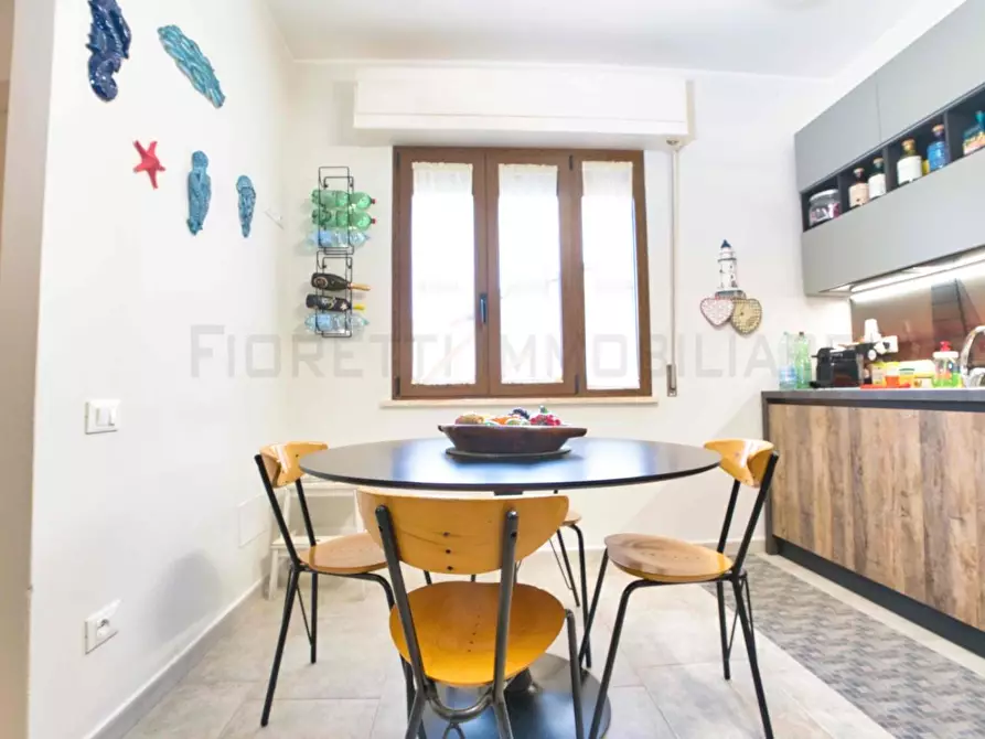 Immagine 11 di Appartamento in vendita  a Piombino