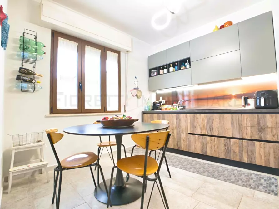 Immagine 5 di Appartamento in vendita  a Piombino