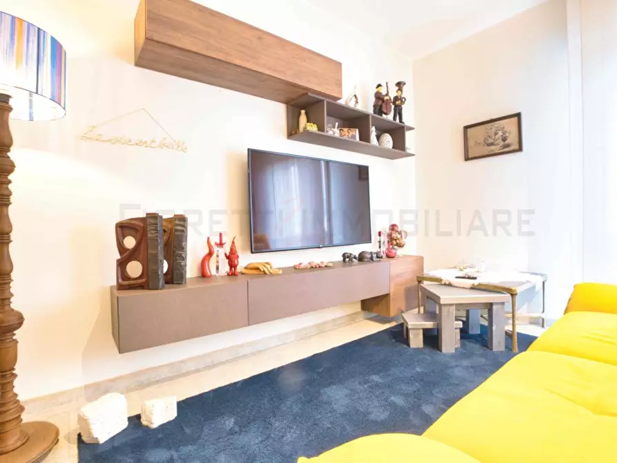 Immagine 28 di Appartamento in vendita  a Piombino