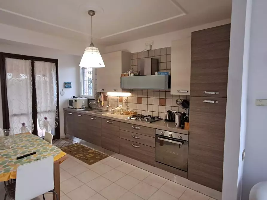 Immagine 13 di Casa bifamiliare in vendita  a Collesalvetti