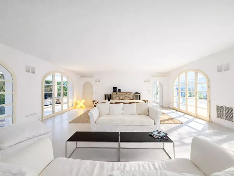 Immagine 10 di Villa in affitto  a Forte Dei Marmi