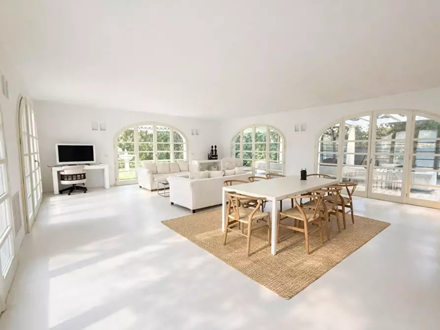 Immagine 8 di Villa in affitto  a Forte Dei Marmi