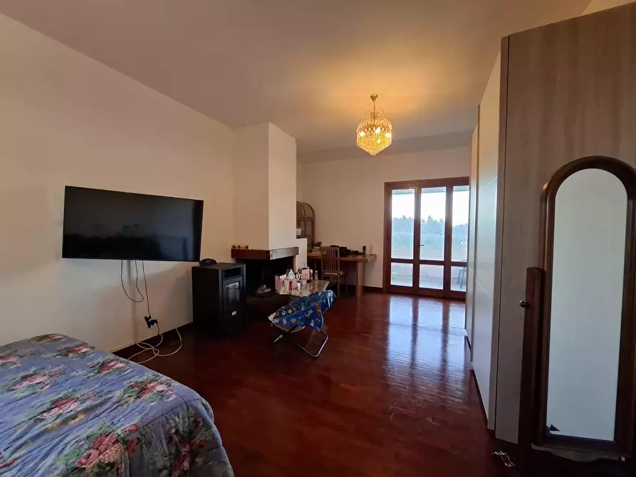 Immagine 31 di Villa in vendita  a San Miniato