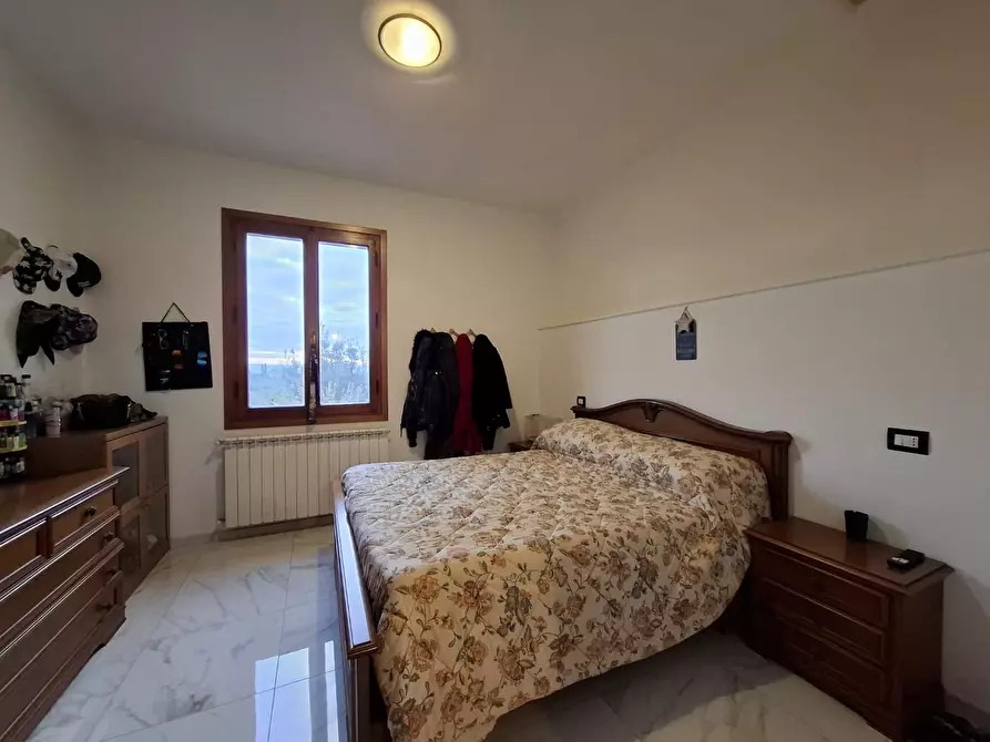 Immagine 37 di Villa in vendita  a San Miniato