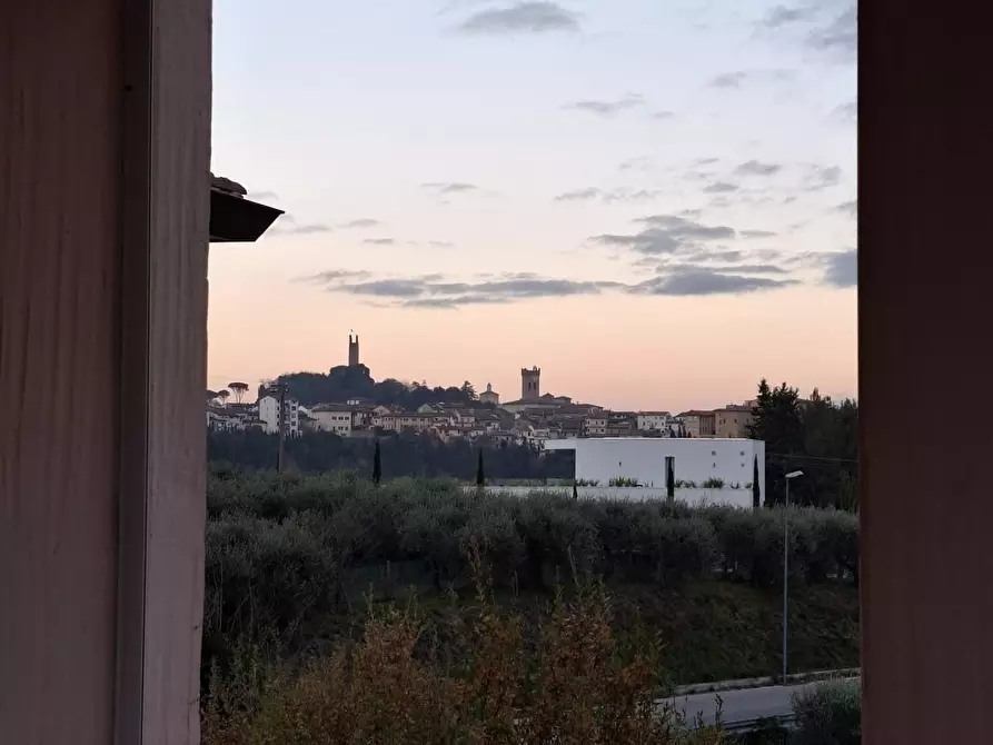 Immagine 5 di Villa in vendita  a San Miniato