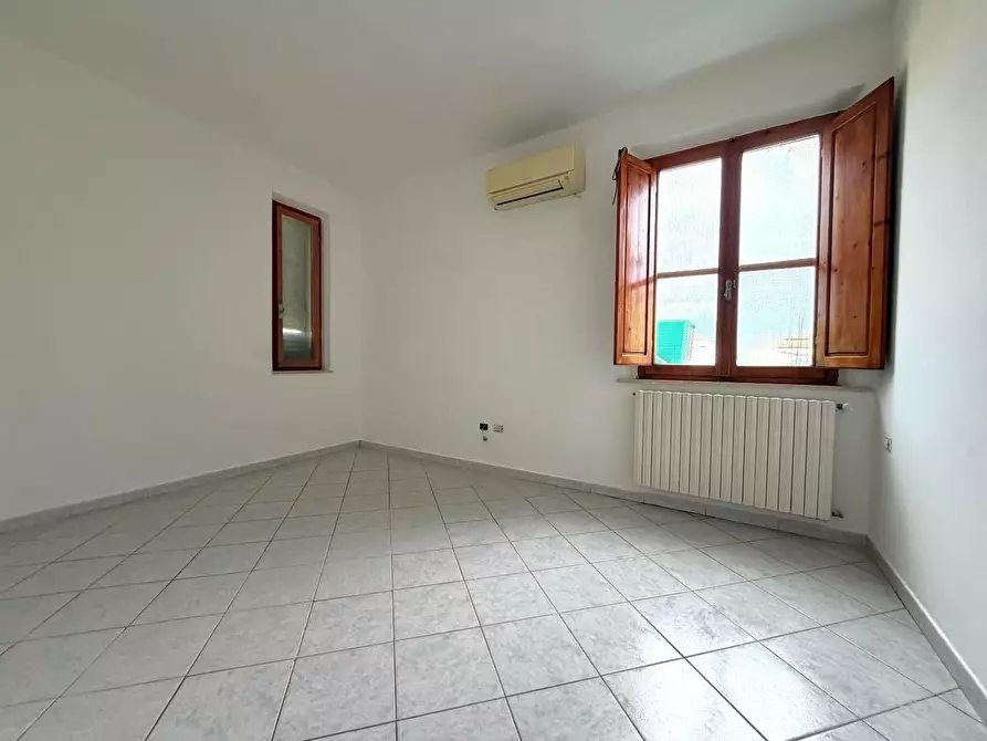 Immagine 9 di Appartamento in vendita  a Montopoli In Val D'arno