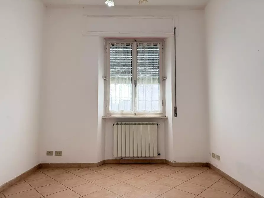 Immagine 15 di Appartamento in vendita  a Cascina