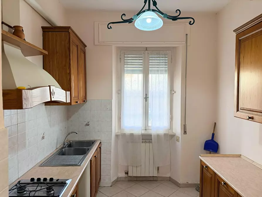 Immagine 5 di Appartamento in vendita  a Cascina