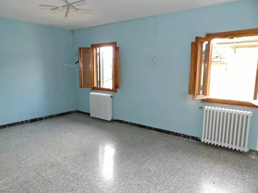 Immagine 11 di Terratetto in vendita  a Lucca